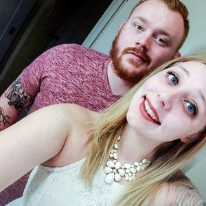 Meet your Posher, Caitlin